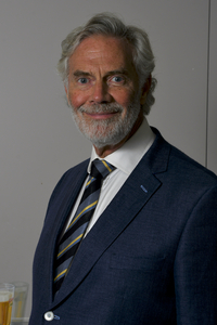 Bestuurslid marketing, communicatie en ICT: Dennis Cowles